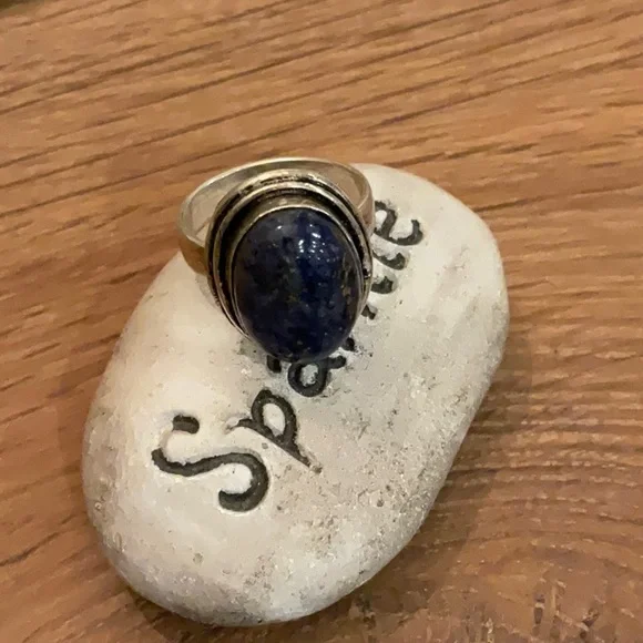 925 Silver Lapis Lazuli Statement Ring - Blue Oval Stone Size 8 - Picture 3 of 5